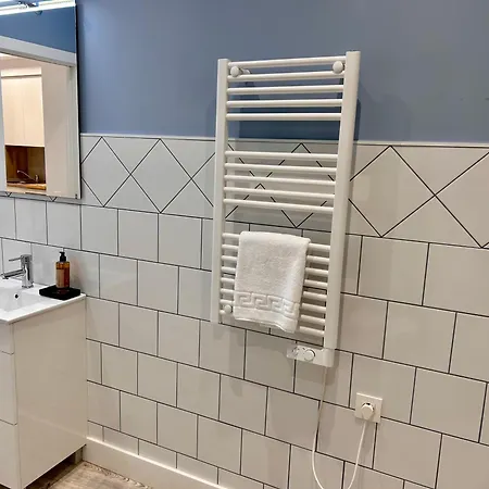 Insidehome Apartments - Ciudad Del Cine Apartman