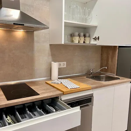 Insidehome Apartments - Ciudad Del Cine Apartman *